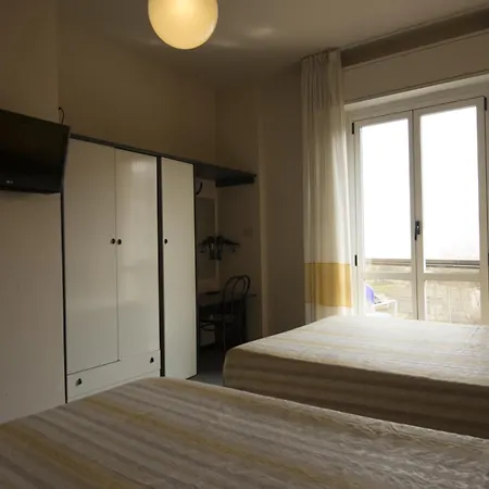 Hotel Airone
