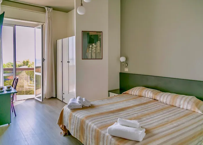 Airone 3* ريميني