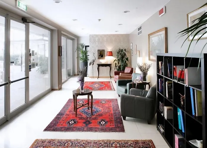 Hotel Airone