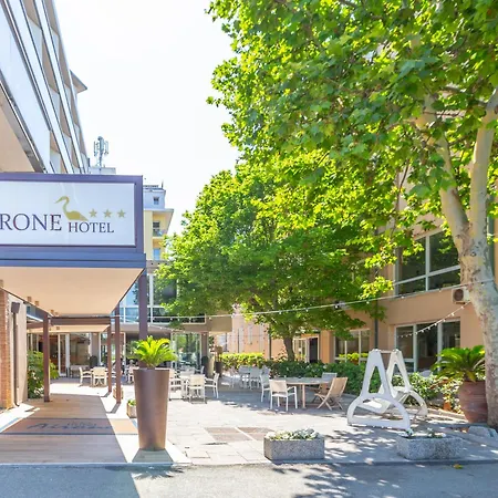 酒店 阿洛尼酒店