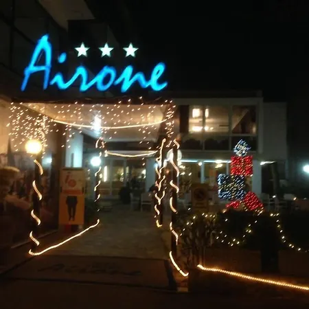 ホテル Airone 3*