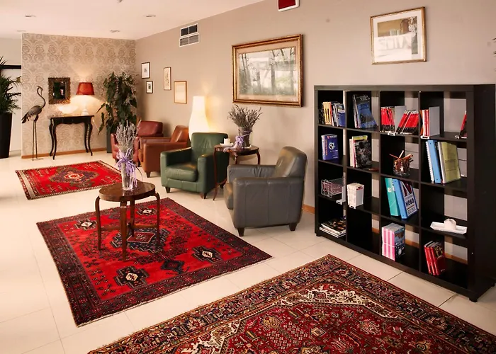 Airone فندق ريميني